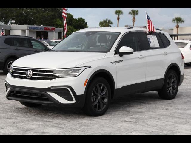 2022 Volkswagen Tiguan SE