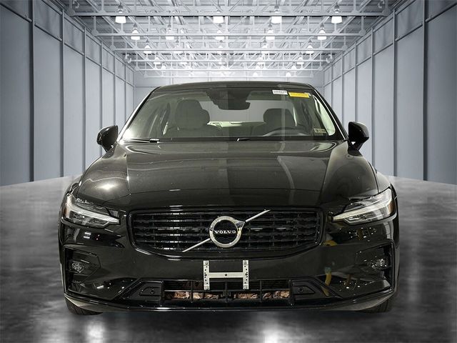 2022 Volvo S60 