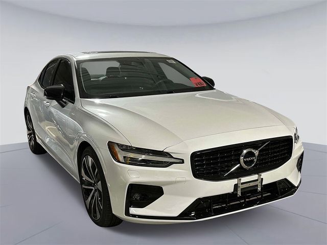 2022 Volvo S60 