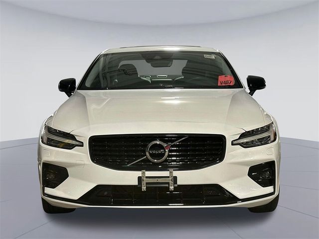 2022 Volvo S60 