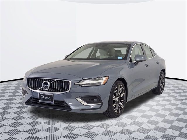 2022 Volvo S60 Inscription