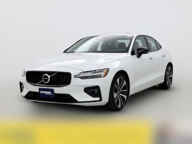 2022 Volvo S60 