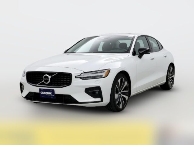 2022 Volvo S60 