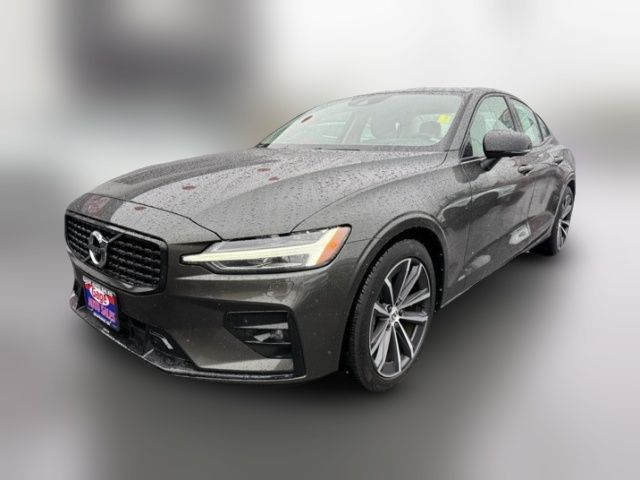 2022 Volvo S60 