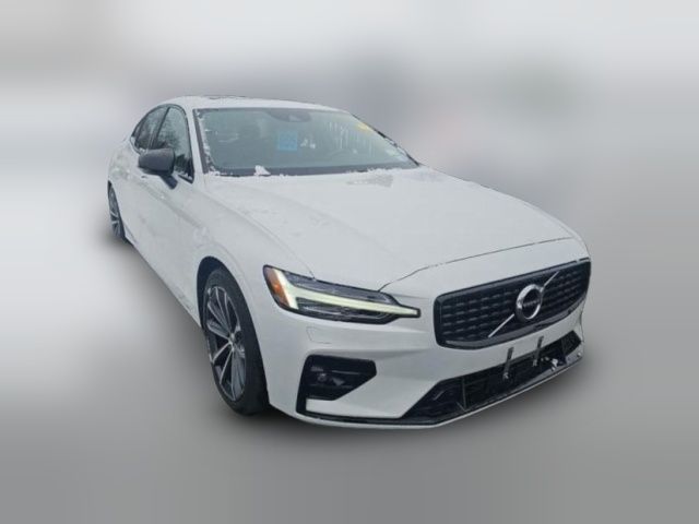 2022 Volvo S60 