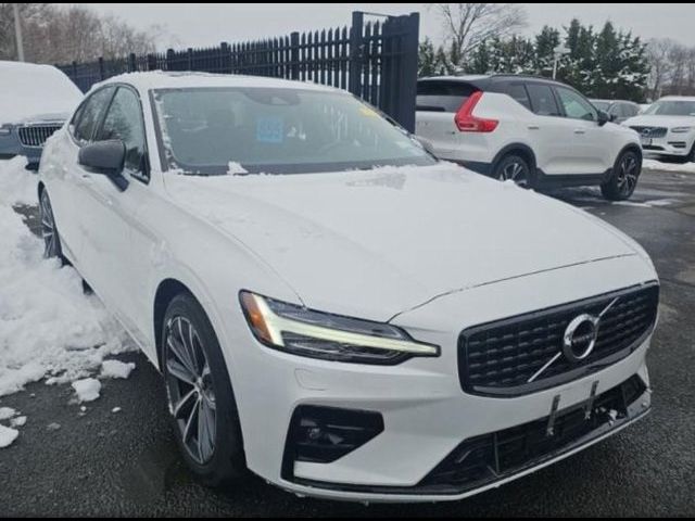 2022 Volvo S60 