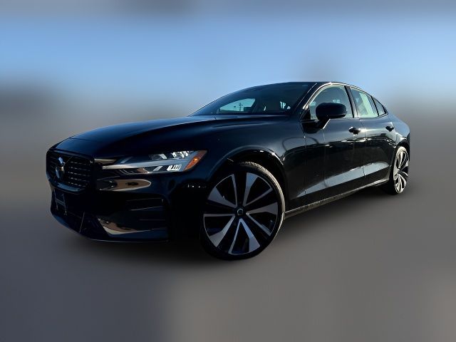 2022 Volvo S60 Momentum