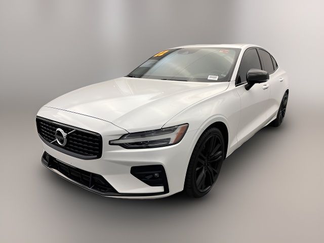 2022 Volvo S60 