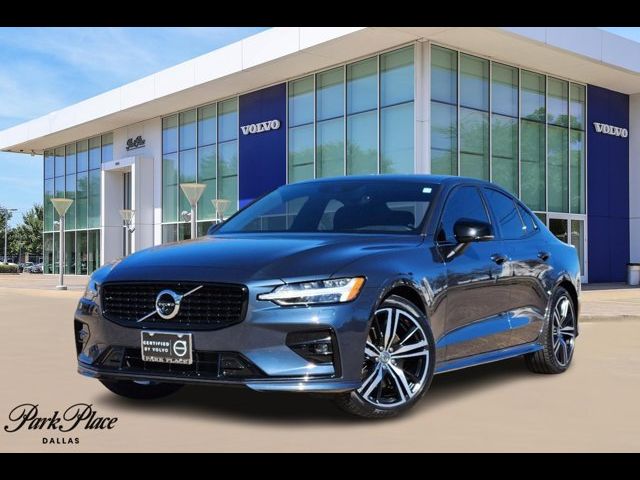 2022 Volvo S60 R-Design