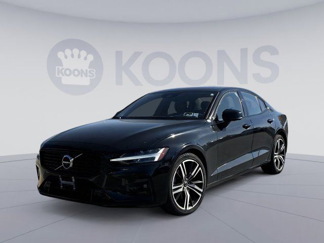 2022 Volvo S60 R-Design