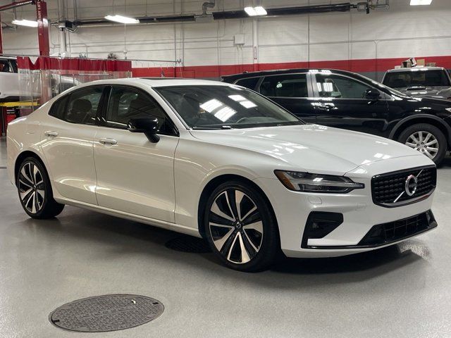 2022 Volvo S60 Inscription