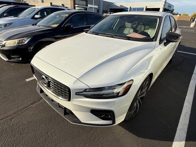 2022 Volvo S60