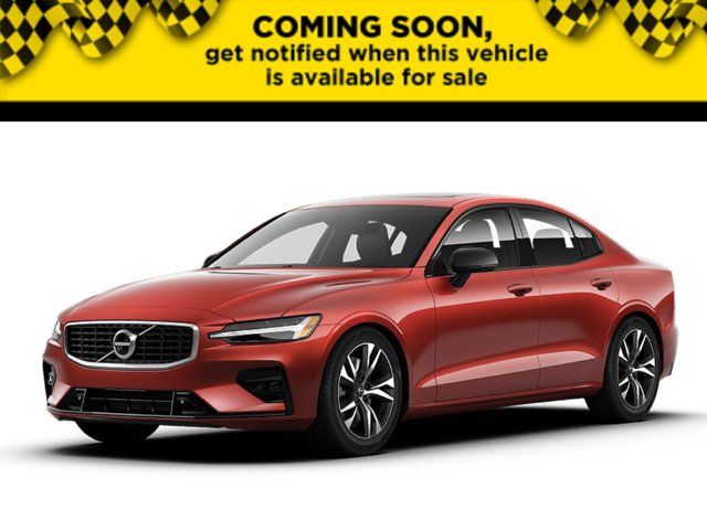 2022 Volvo S60 Momentum