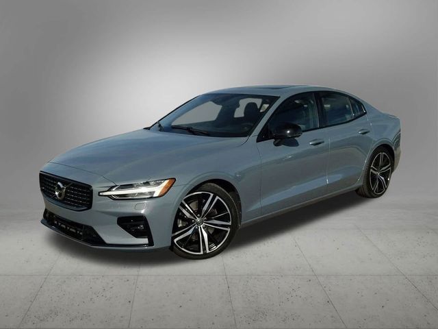 2022 Volvo S60 R-Design