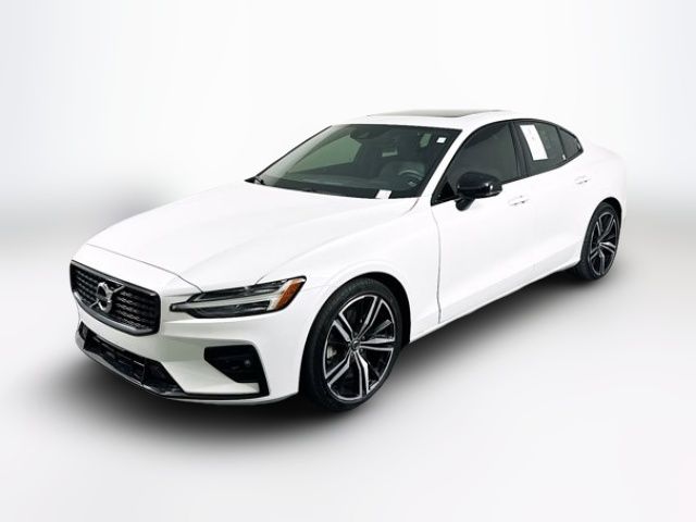 2022 Volvo S60 R-Design