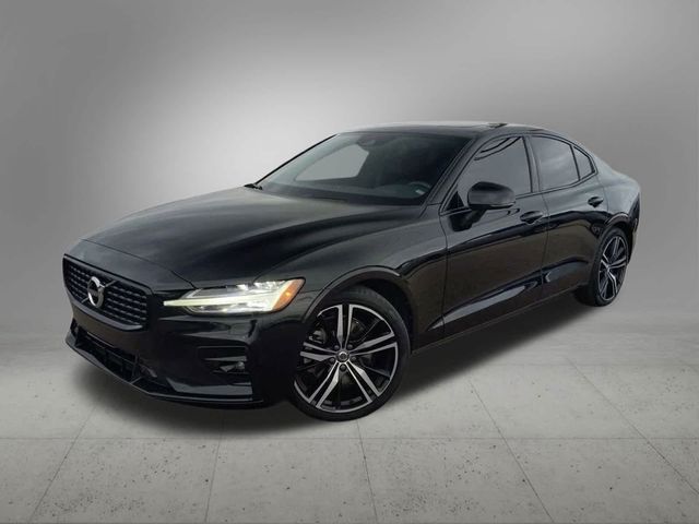 2022 Volvo S60 R-Design