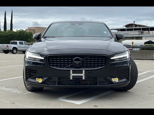 2022 Volvo S60 Recharge Plug-In Hybrid Black Edition R-Design