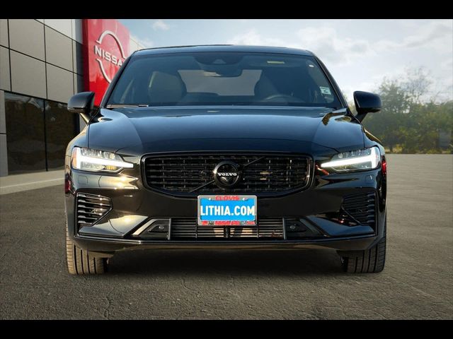 2022 Volvo S60 Recharge Plug-In Hybrid Black Edition R-Design