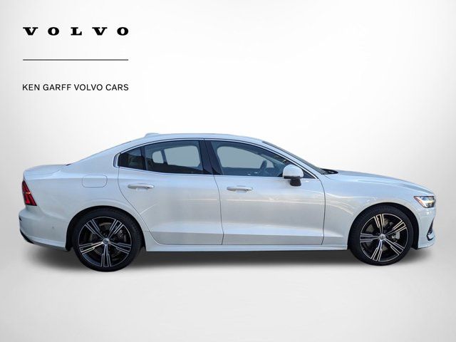 2022 Volvo S60 Recharge Plug-In Hybrid Inscription