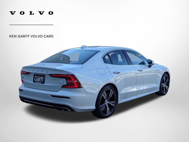 2022 Volvo S60 Recharge Plug-In Hybrid Inscription