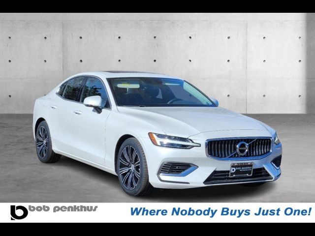 2022 Volvo S60 Recharge Plug-In Hybrid Inscription