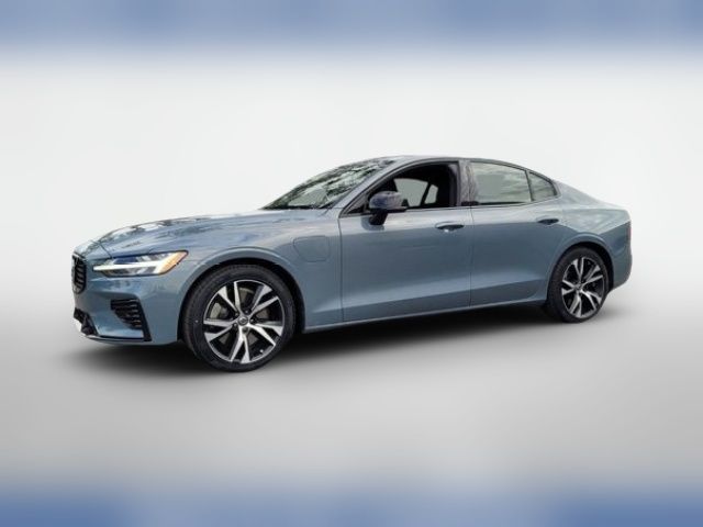 2022 Volvo S60 Recharge Plug-In Hybrid R-Design