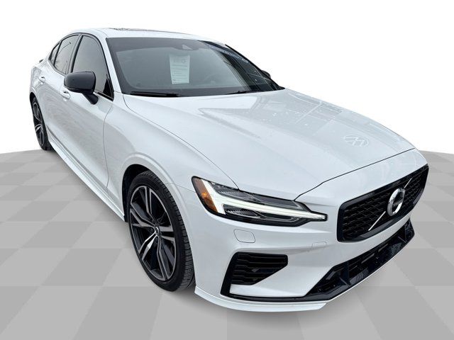 2022 Volvo S60 Recharge Plug-In Hybrid R-Design