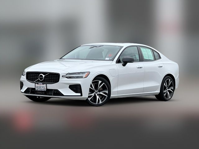 2022 Volvo S60 Recharge Plug-In Hybrid R-Design Expression