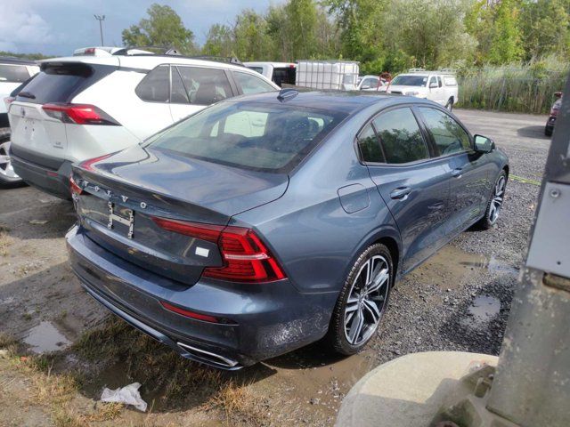 2022 Volvo S60 Recharge Plug-In Hybrid R-Design Expression