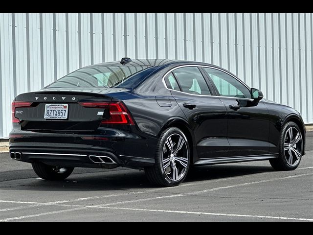 2022 Volvo S60 Recharge Inscription