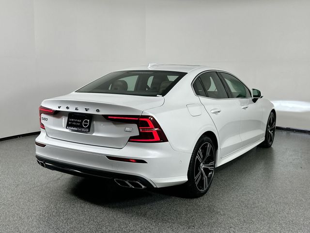 2022 Volvo S60 Recharge Plug-In Hybrid Inscription