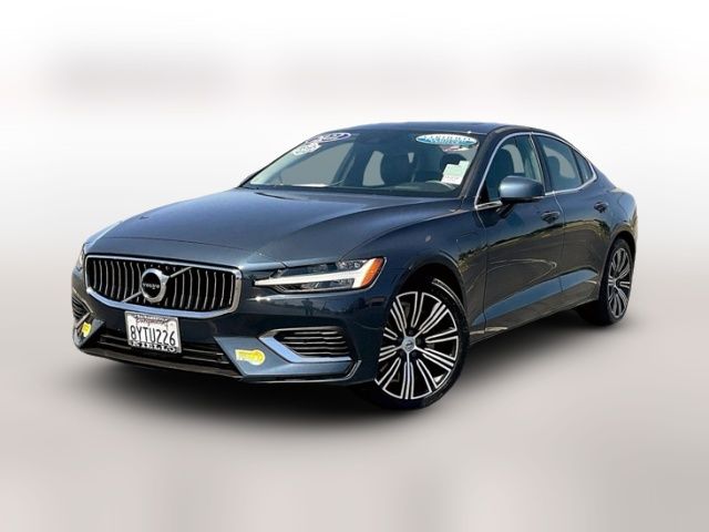 2022 Volvo S60 Recharge Plug-In Hybrid Inscription