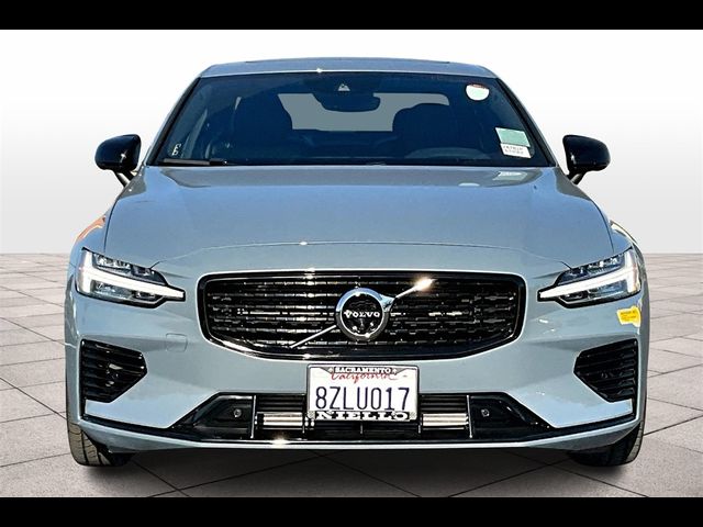 2022 Volvo S60 Recharge Plug-In Hybrid R-Design