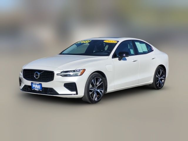 2022 Volvo S60 Recharge Plug-In Hybrid R-Design Expression