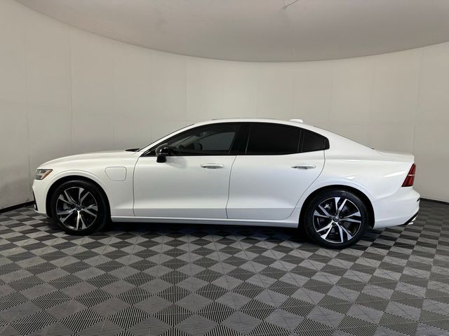 2022 Volvo S60 Recharge Plug-In Hybrid R-Design Expression