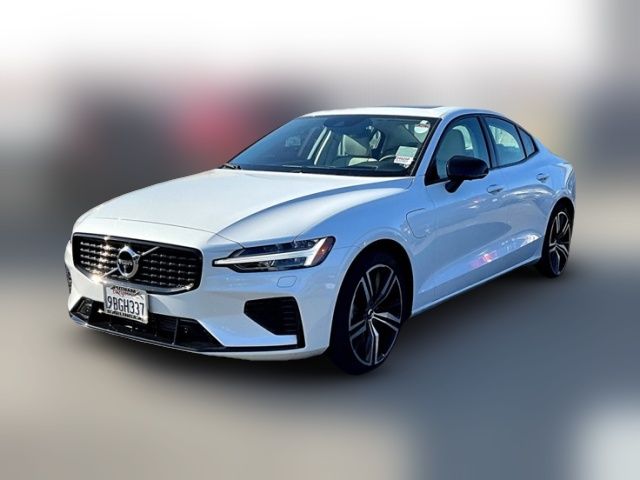 2022 Volvo S60 Recharge Plug-In Hybrid R-Design Expression