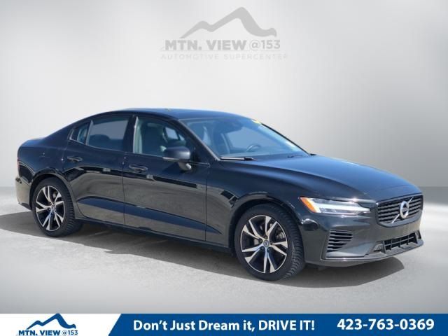 2022 Volvo S60 Recharge Plug-In Hybrid R-Design Expression