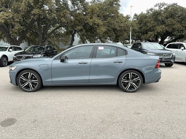 2022 Volvo S60 Recharge Plug-In Hybrid R-Design Expression