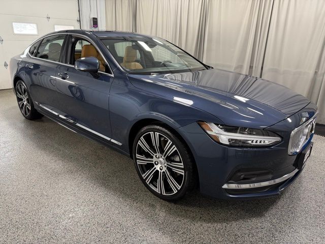 2022 Volvo S90 Inscription