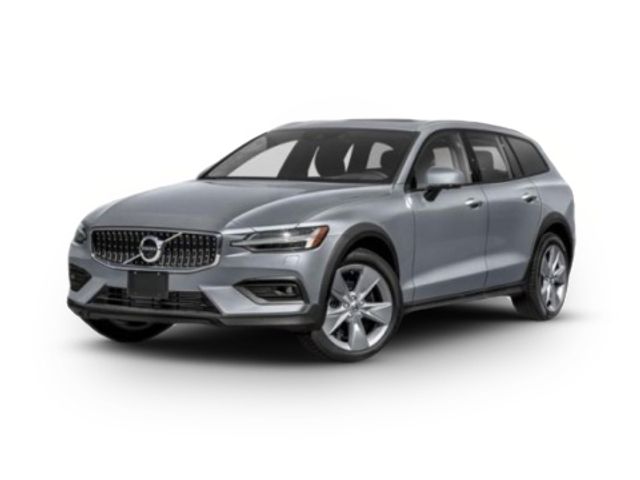 2022 Volvo V60 Cross Country Base