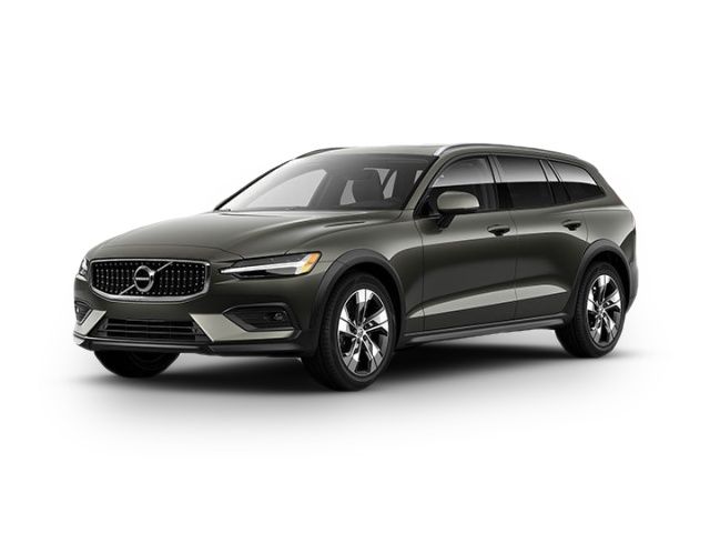 2022 Volvo V60 Cross Country Base