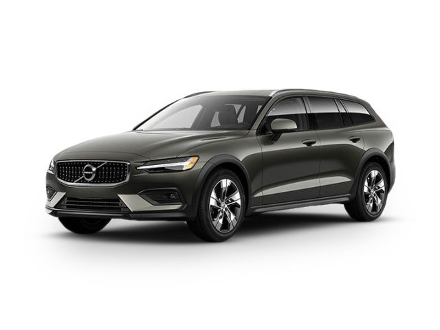 2022 Volvo V60 Cross Country Base