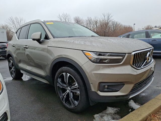 2022 Volvo XC40 Inscription