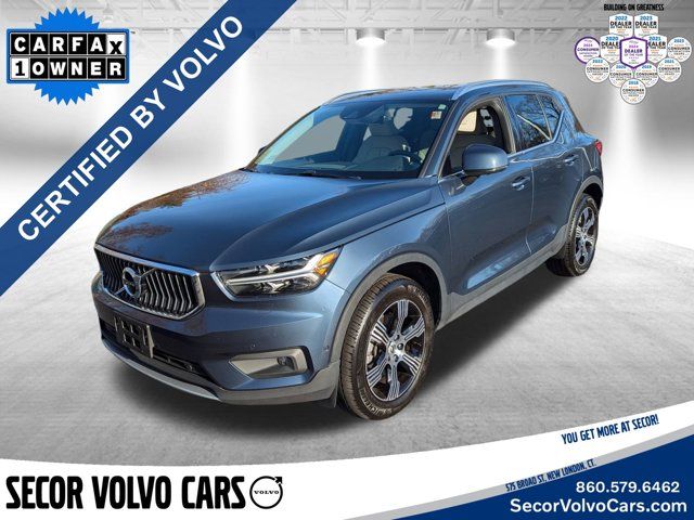 2022 Volvo XC40 Inscription