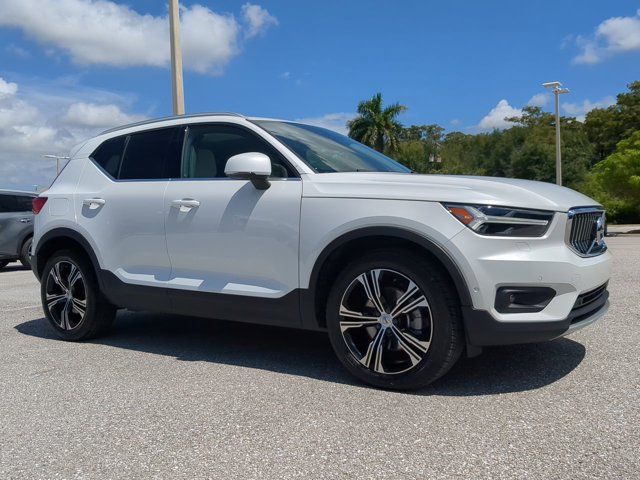 2022 Volvo XC40 Inscription