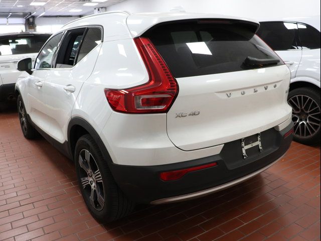 2022 Volvo XC40 Inscription