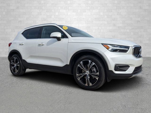 2022 Volvo XC40 Inscription