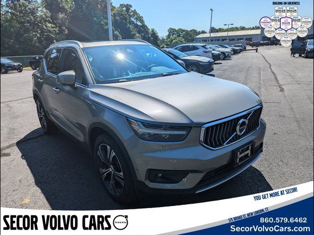 2022 Volvo XC40 Inscription