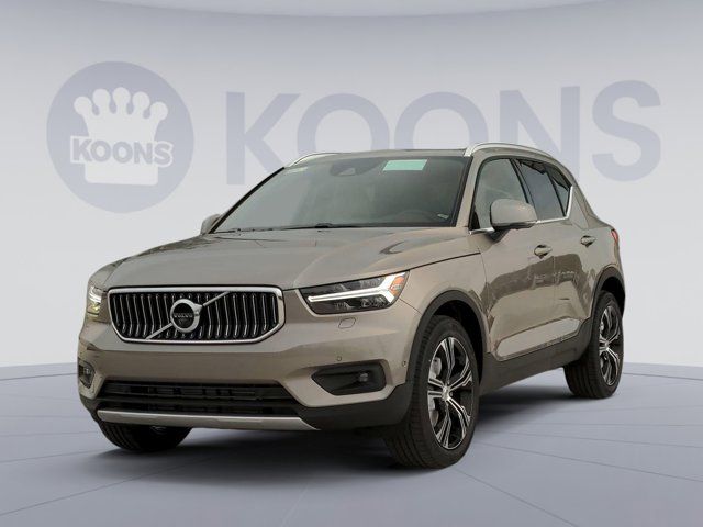 2022 Volvo XC40 Inscription