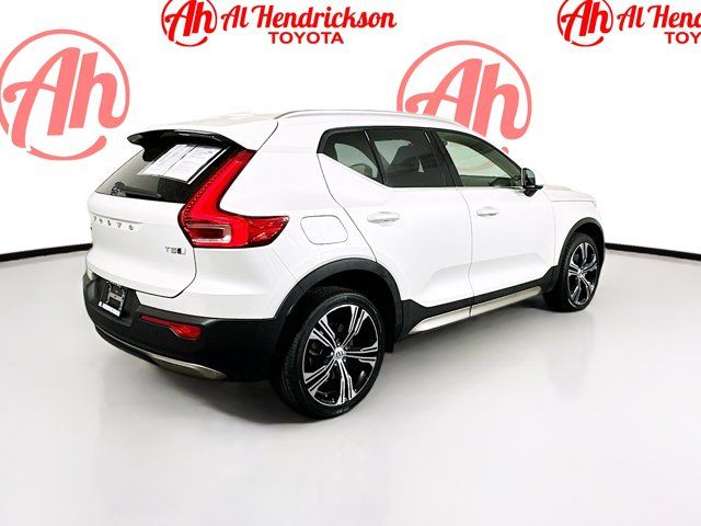 2022 Volvo XC40 Inscription